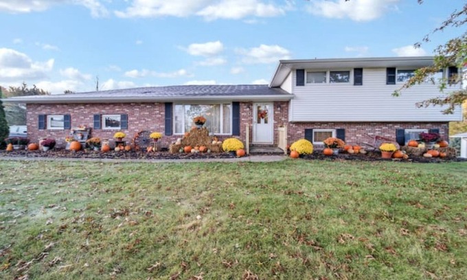 Meadville Otro | Luxury Farm Getaway at Sunset Hill