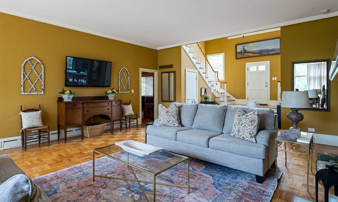 Cartersville Casa | Luxury Farmhouse in the Heart of Historic Downtown