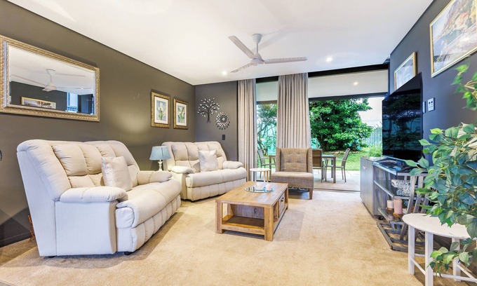 Salt Rock Casa | Luxury Forest Escape - Self Catering