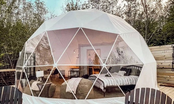 McMinnville Cabina | Luxury Fully Equipped Dome with Hot-Tub and Impressive Deck in Tennessee