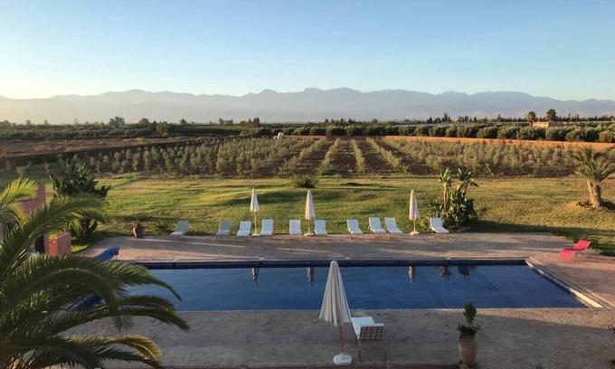 Sidi Abdallah Ghiat Villa | Villa de lujo con personal completo y magníficas vistas de las montañas del Atlas. 16 plazas