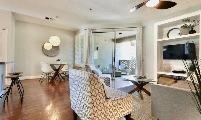 Val Vista Lakes Condominio | Condominio amueblado de lujo en Val Vista Lakes junto a Club House
