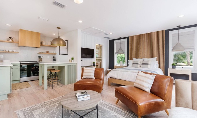 Avondale Apartamento | Luxury Garage Studio