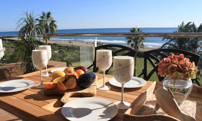 Gava Apartamento | LUXURY GAVA BEACHFRONT APARTMENT BARCELONA