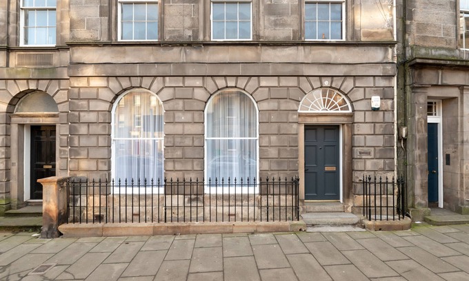 Leith Apartamento | Luxury Georgian City Retreat - Hot Tub - Patio