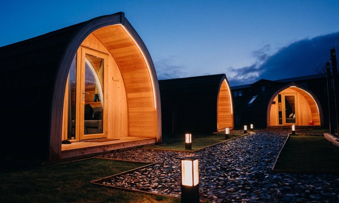 Achmelvich Cabina | Luxury Glamping Pod on the North Coast 500 (dogs allowed)