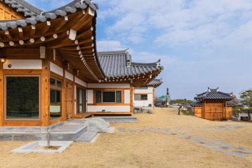 Gimpo Apartamento | Luxury Hanok Blue Serenity