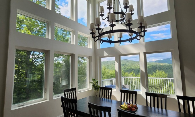 Thornton Casa | Luxury hillside house with a picturesque mountain view