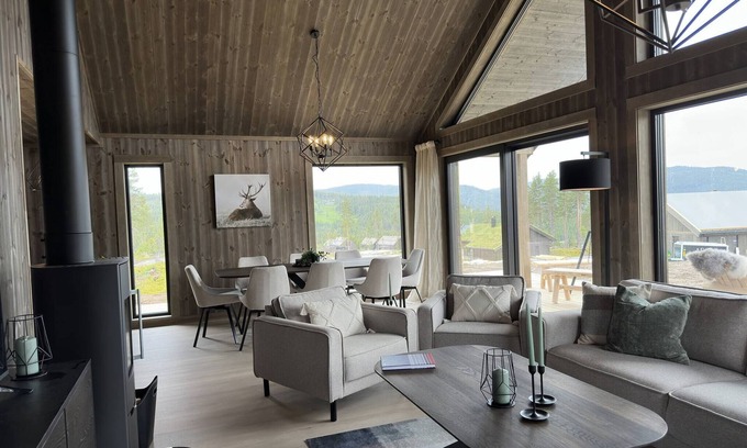 Nes Casa | Luxury holiday home, skiing, sauna, remote office