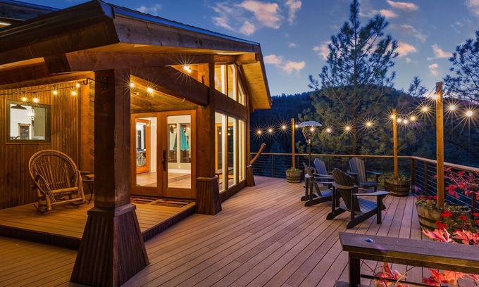 Durango Casa | Luxury Home - 8 Acres - 7 Min to DGO - Pool Table/Fire Pit/Amazing Views