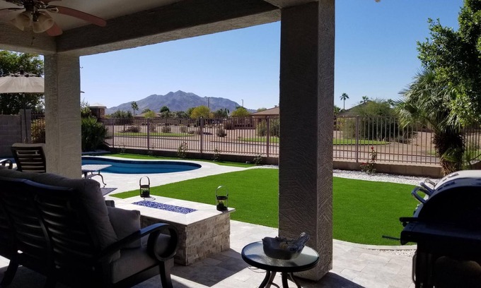 Seville Casa | Luxury Home 8th Hole Seville G&CC Pool! Upgraded Back & Front Yards 3 Bed/2 Bath