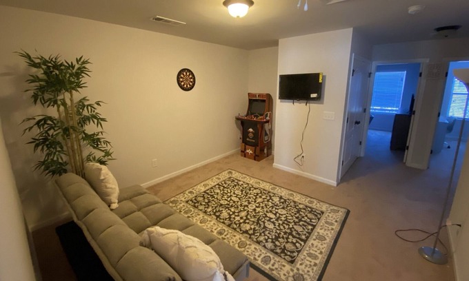 Lilburn Casa | Luxury Home Away From Home