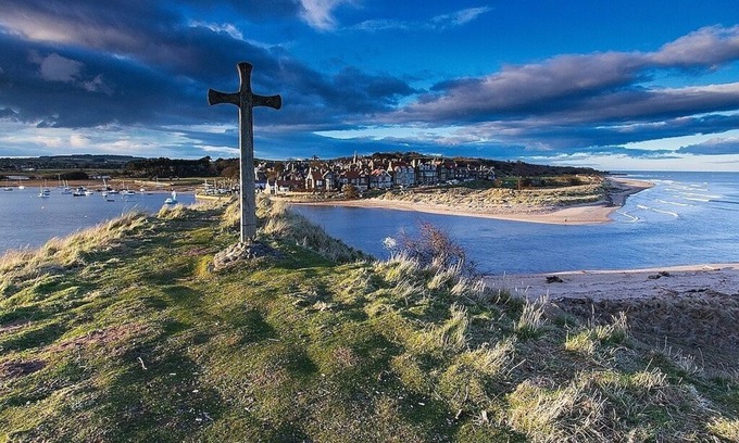 Alnmouth Casa | Lujo ubicado en el centro de su casa. A dos minutos de la playa.