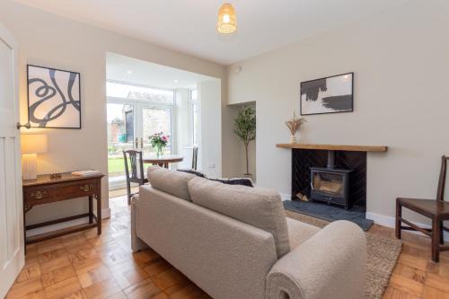 Aberdare Casa | Luxury Home in Penderyn - Waterfall Country