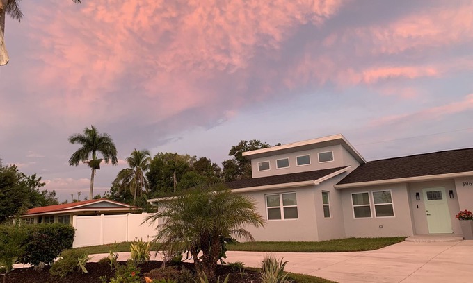 Fort Myers Casa | Luxury Home near Downtown Ft Myers