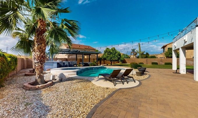 Coronado Ranch Casa | Luxury home with pool & pool spa, ping-pong, fire pit, & BBQ grill - dogs ok