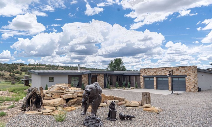Durango - Purgatory Casa | Luxury Home With River Access, A/C, Hot Tub, Outdoor Kitchen, Pet Friendly!