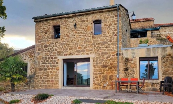 Hermitage-Tournonais-Herbasse-Pays de Saint-Felicien Casa | Luxury house, magnesium salt pool, sauna, gym. Sleeps 5