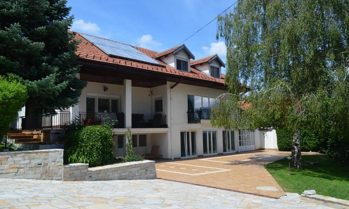 Belgrade Casa | Luxury House With Indoor Pool Near Belgrade