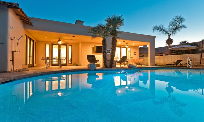 Desert Club Estates Casa | Luxury in La Quinta w/Large Saltwater Pool-Arcades-Ping Pong-EV