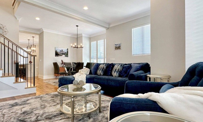 Downtown Casa | Luxury in Perfect Location, North Carolina 1379