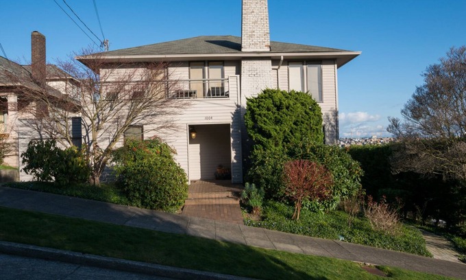 Lower Queen Anne Casa | Lujo en Queen Anne muy accesible!