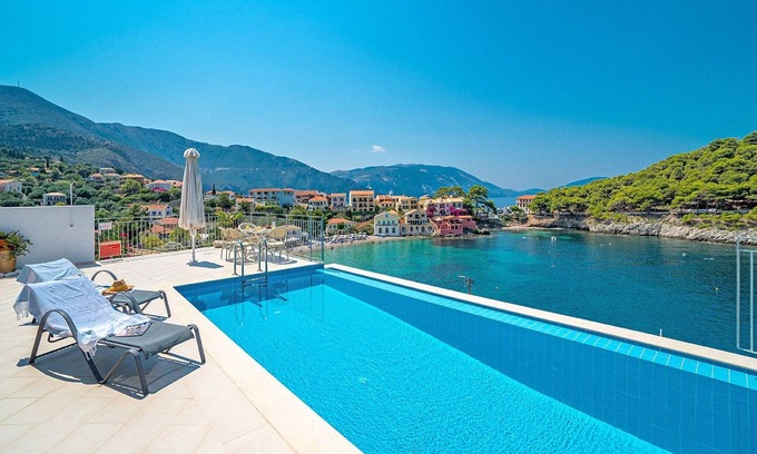 Frourion Villa | Villa de lujo en Cefalonia | Villa Panorama | Piscina Privada | 2 Dormitorios | Perfecto para pareja