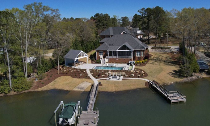 Lexington Casa | Luxury Lake Escape w/ Pool, Hot Tub, & more!