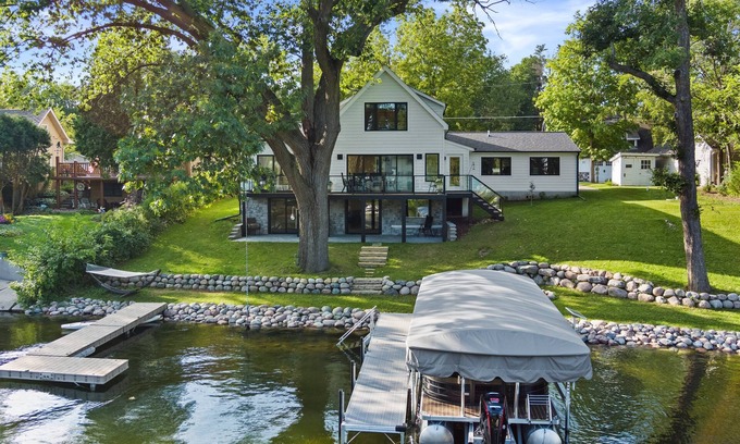 Okauchee Lake Casa | Luxury Lakefront Home, Okauchee Lake's Finest Swim Frontage, 3 levels LakeViews