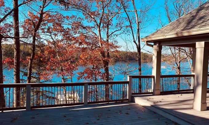 Flowery Branch Casa | Luxury lakefront villa with breathtaking lake views and sunset galore