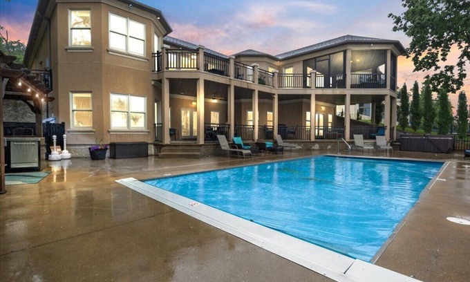 Osage Beach Casa | Luxury Lakefront Escape w/ Pool, Hot Tub & Theater