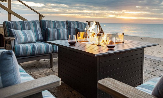 Fennville Casa | Luxury Lakeside Stunner w/ Beach, Firepit, Games