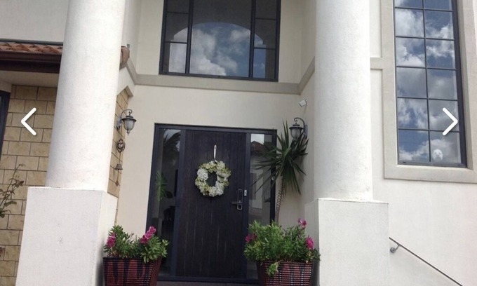 Somerville Casa | Luxury Large 2 Storied Villa Walk to Shopping Mall Howick