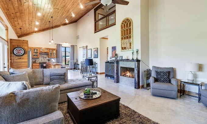 Milton Casa | Luxury Living in a Barndominium