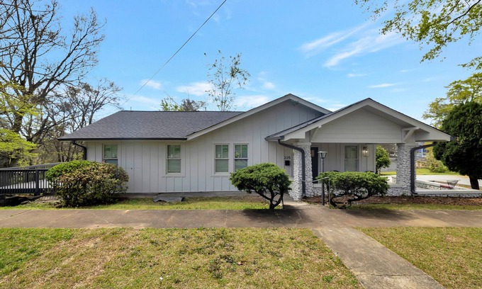 Birmingham Casa | Luxury Living Masterpiece! Convenient to everything in The Magic City!