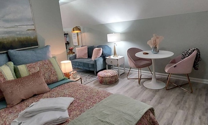 Jacksonville Apartamento | Luxury Living / Privacy / 35 Min to Beaches