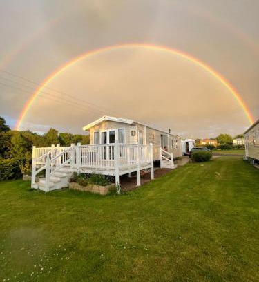 Prestonpans Otro | Luxury Lodge in Seton Sands, Willerby Sheraton