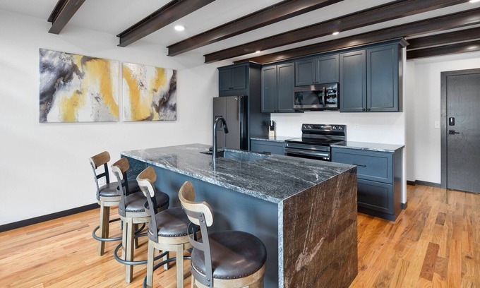 Hill City Apartamento | Luxury Loft 7 Downtown Main Street