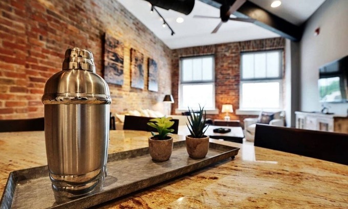 Wilmington Historic District Apartamento | LUXURY LOFT on MARKET!!!