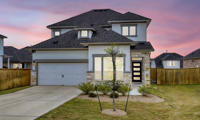 Travis County Casa | Luxury Lofthouse 4-bedroom with Games/Baby Crib/and Free Parking Space