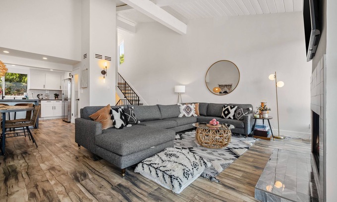 Central Malibu Casa | Luxury Malibu retreat with sweeping views, balconies, pool, and tennis court