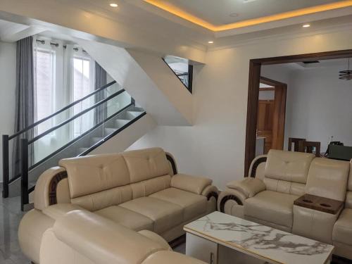Rwanda Apartamento | Luxury Mansion for Rent