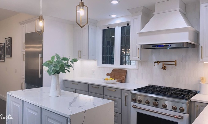 Shorewood Casa | Luxury Mansion with 8 Bedroom, 9 Bathrooms