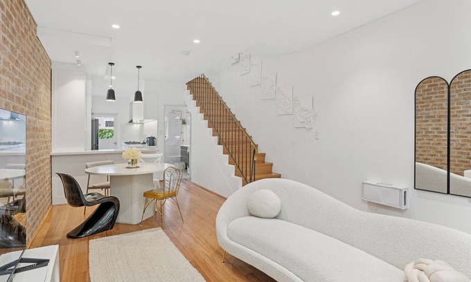 Pyrmont Casa | Luxury Modern 2-Story Townhouse in Sydney CBD