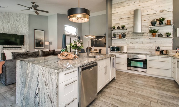 Paradise Park Vista Casa | Luxury Modern Home w/Htd Pool In North Scottsdale