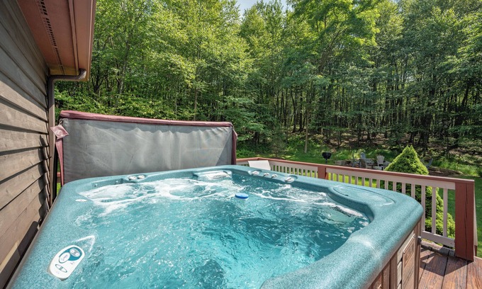 Mountainside Casa | Mountain High- Lake Access Home w / Fire Pit y Jacuzzi