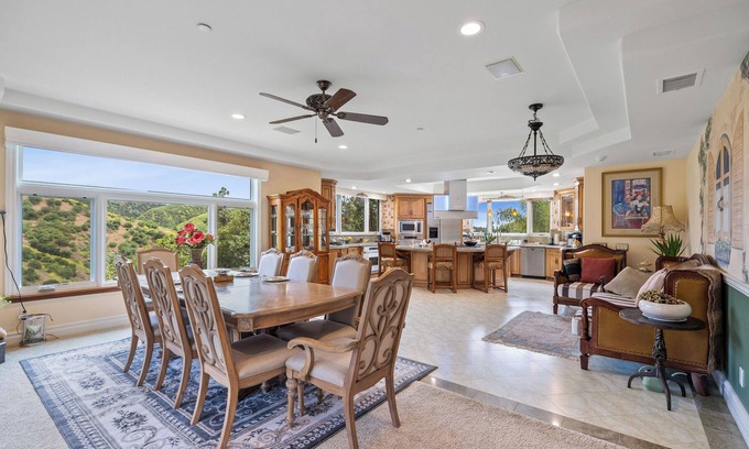 Brea Villa | Luxury Mountain Villa / Spectacular Views