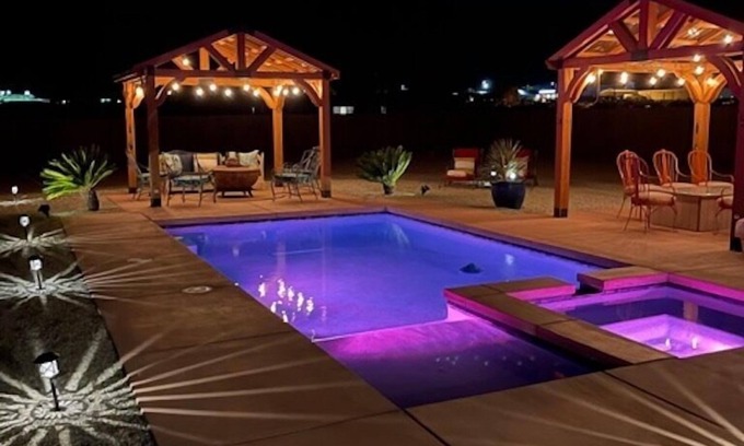Twentynine Palms Casa | ★LUXURY NEW SALT WATER POOL★JACUZZI, Mt Views ★
