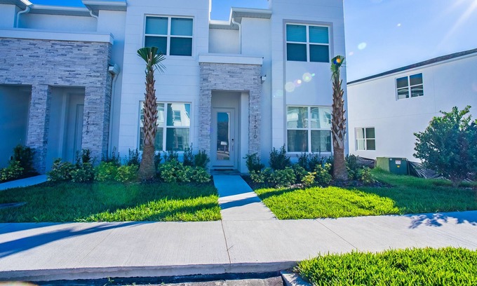 Silver Creek Casa | Modern 4BR th-Private pool/BBQ 20m 2 Disney - 17510 HF