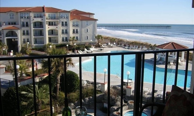 North Topsail Beach Condominio | Luxury Oceanfront Villa Capriani / 4 Piscinas / Hidromasaje / Wifi / Inmejorables Vistas / 3ª Planta